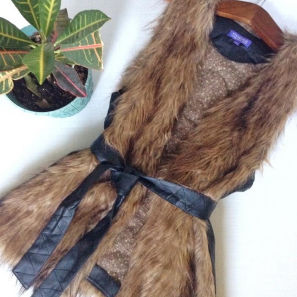 NWT Vivienne Tam Vintage Boho Large Beige Brown Faux Fur Vest With Black Belt